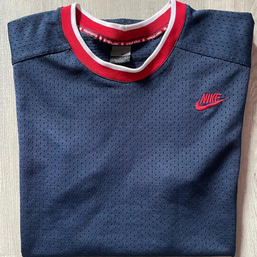 NIKE ATHLETICS BASKETBALL TANK TOO SIZE LARGE